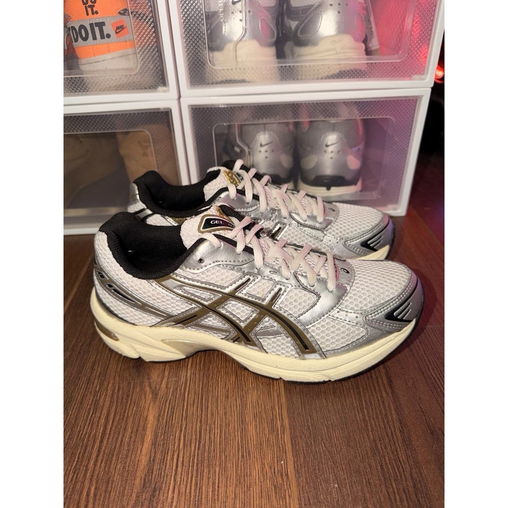 ASICS